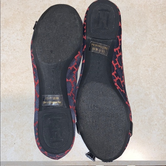 Tommy Hilfiger Tassel Toe Flat Shoes Navy & Crimson H Geometric Women’s Size 7 - Picture 8 of 9